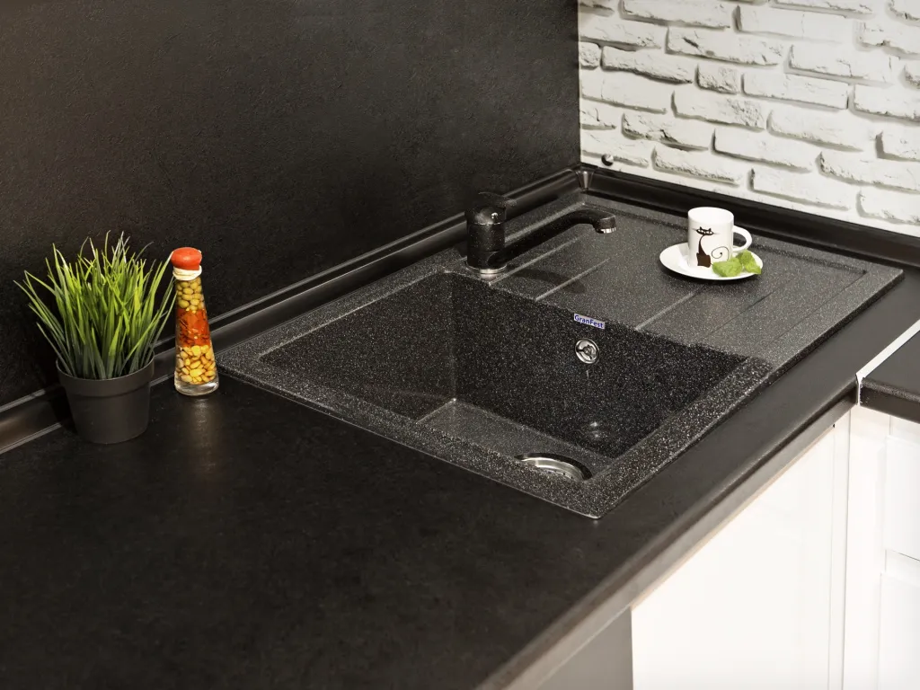 chernye-mojki-1.jpg chernye-mojki-1.jpg